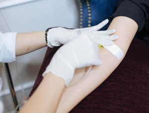 Dang Truyen Dich Co Nen An Khong Dang Truyen Dich Co Nen An Khong